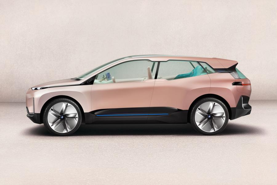  BMW Vision iNEXT 2018 года  (фото 114 из 128)